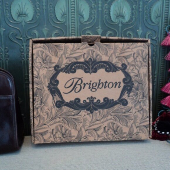 leather hand bag~ Brighton - Picture 9 of 10